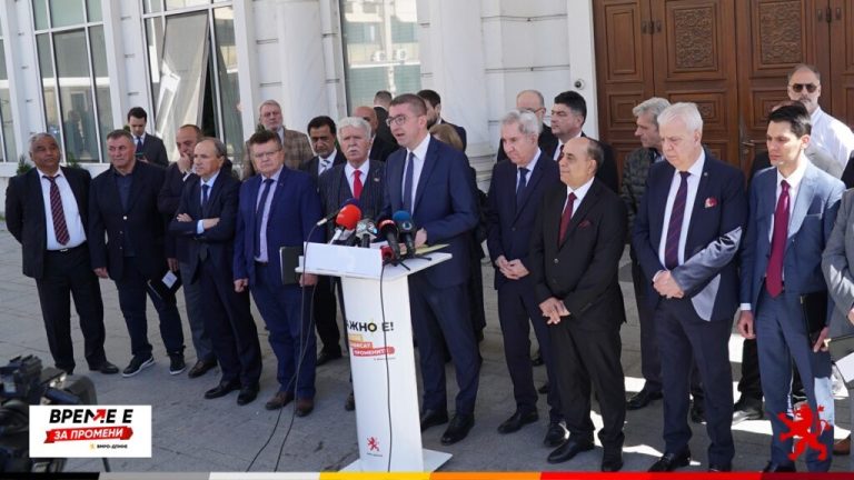 (VIDEO) Mickoski: VMRO-DPMNE formon koalicionin më të madh në vend “Maqedonia jote”