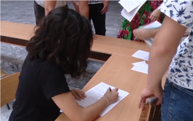 Shpallet konkursi për regjistrim në shkollat ​​e mesme në Maqedoninë e Veriut