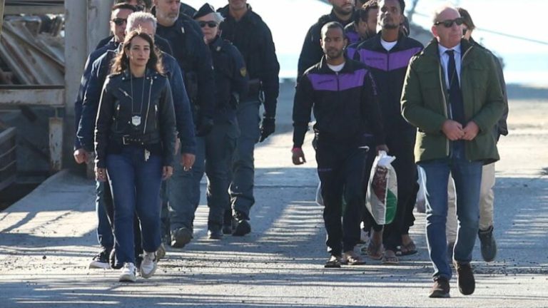 Janë gjetur 14 migrantë në rrethinën e Kumanovës, katër prej tyre të mitur