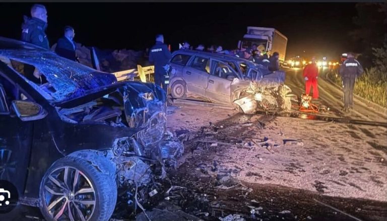 Aksident i rëndë në autostradën Kumanovë–Shkup: Dy të vdekur dhe tre të plagosur